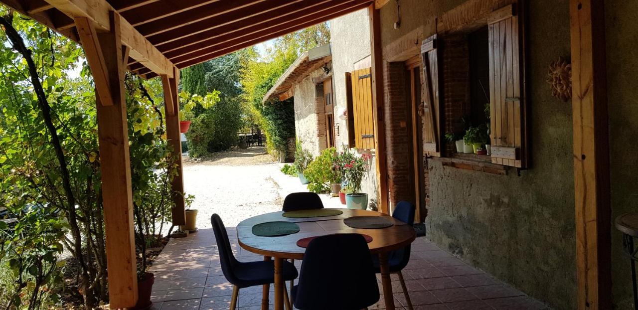 La Parenthese Du Crieu-Valfred Bed & Breakfast La Tour-du-Crieu Exterior photo